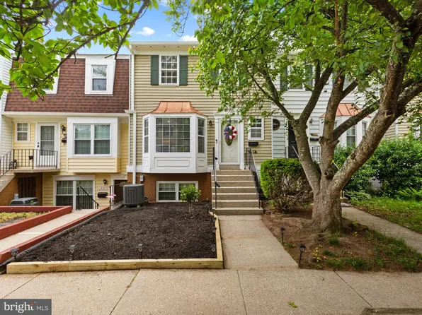 1488 Orleans Ct, Crofton, MD 21114