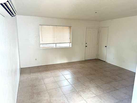 3rd image of 1641 E Aspen St #5