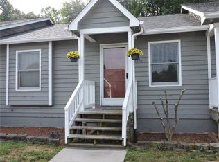 3036 Windchase Ct, High Point, NC 27265