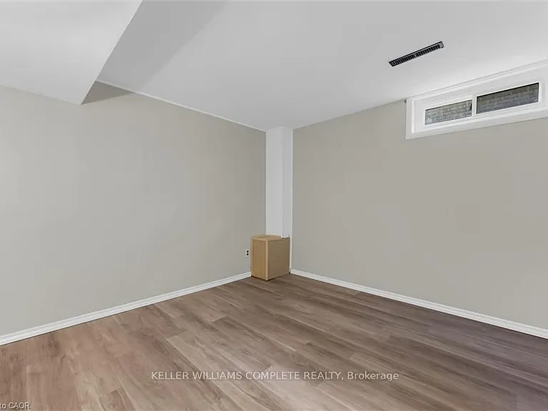 77 Lawfield Dr — Photo 20