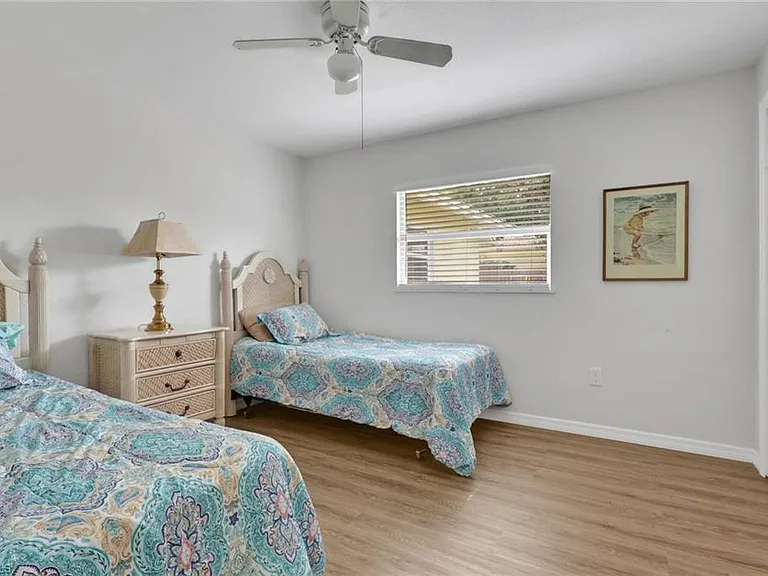 2772 Riverview Dr — Photo 11