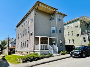 32 Ames St, Worcester, MA 01604