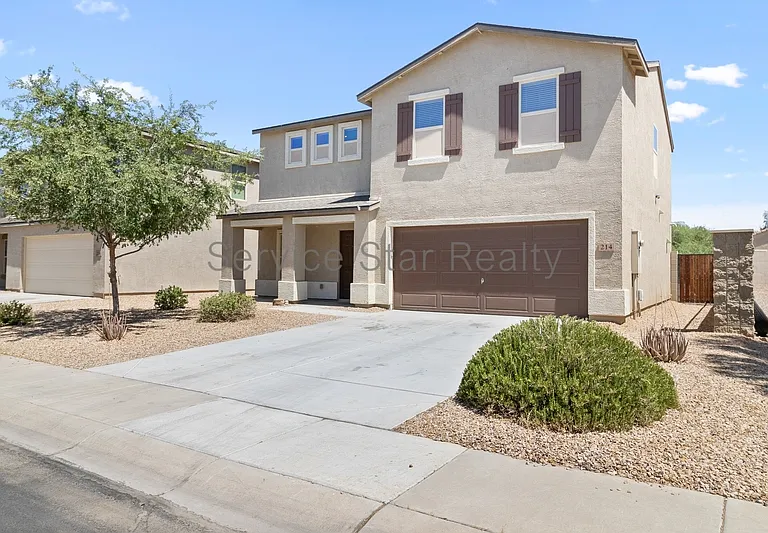 214 W Watson Ct — Photo 3
