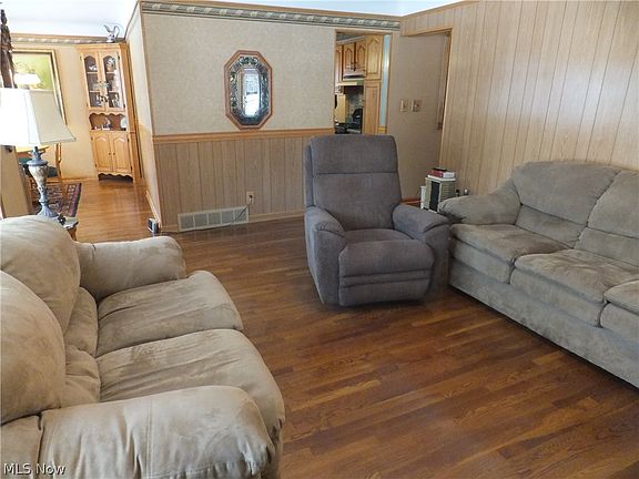3rd image of 2980 Bonny Blvd
