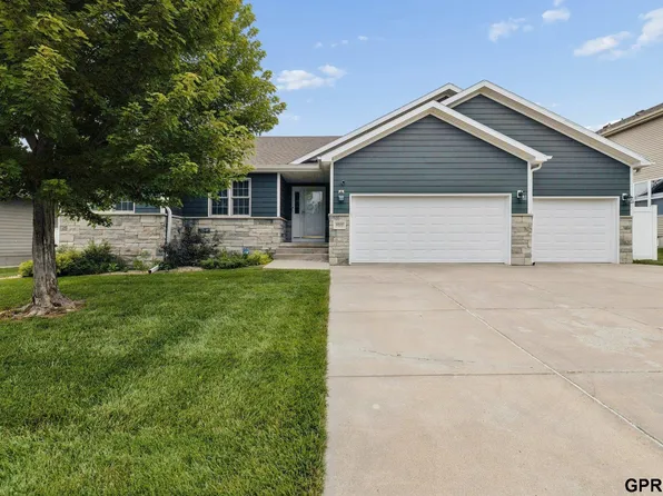 4800 S 75th St, Lincoln, NE 68516