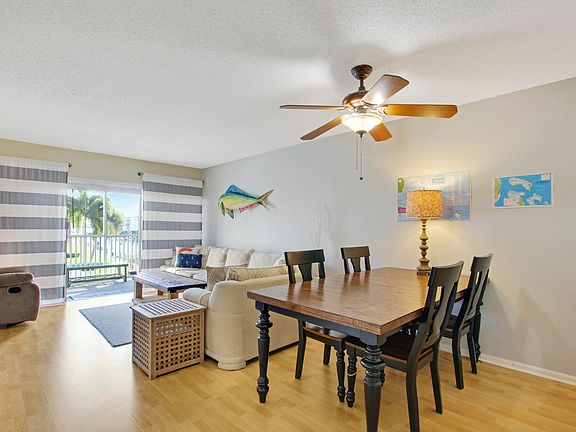 4th image of 236 Castlewood Dr APT 204