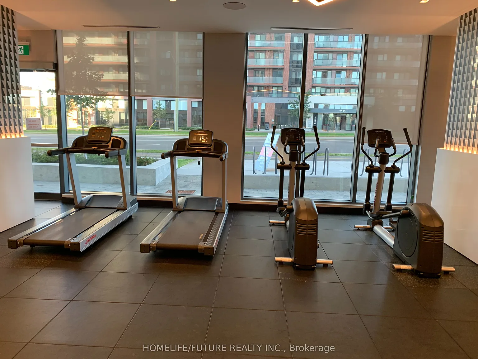 2 bed, $2,100 — Photo 2