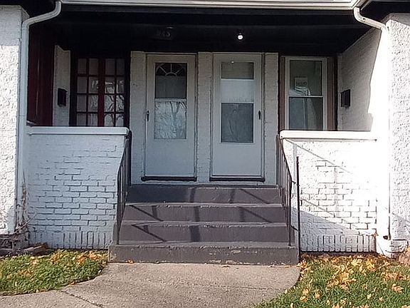 2nd image of 943 Five Oaks Ave #945