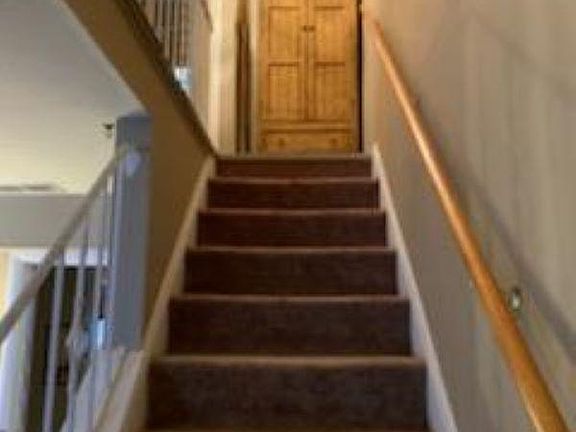 2nd image of 762 Mentor Ave APT 28
