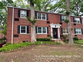 4312 2nd Rd N, Arlington, VA