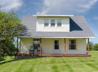 27815 242nd St, Maryville, MO 64468