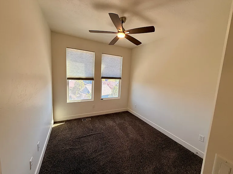 4569 W Daybreak Rim Way — Photo 13