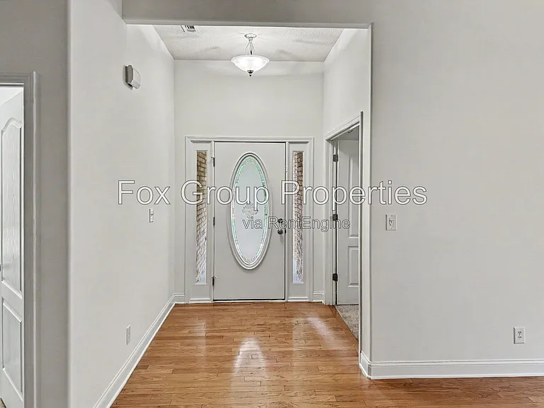 7224 Caley St — Photo 20