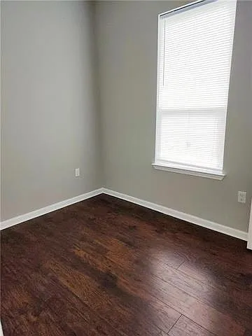 2524 N Galvez St — Photo 10