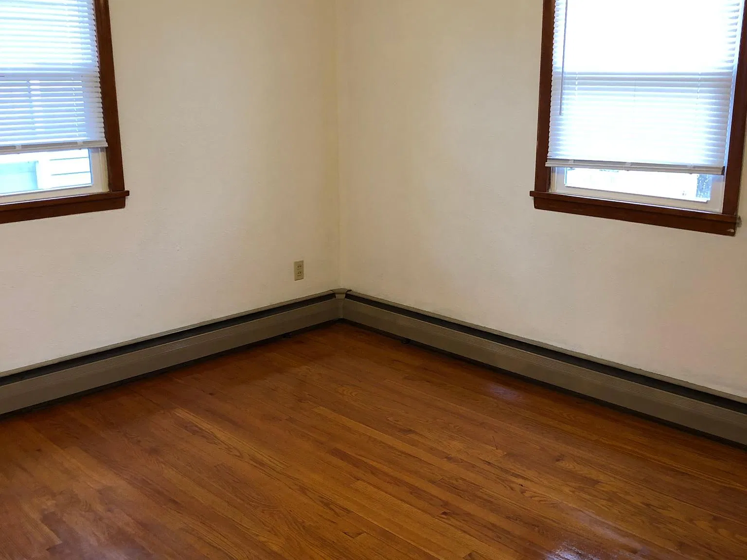 615 Wall St — Photo 3