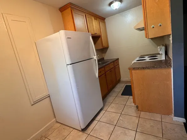 385 E William St APT 5, San Jose, CA 95112