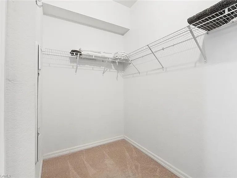 17829 Woodland Ct — Photo 17