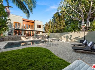 345 N Grenola St, Pacific Palisades, CA 90272
