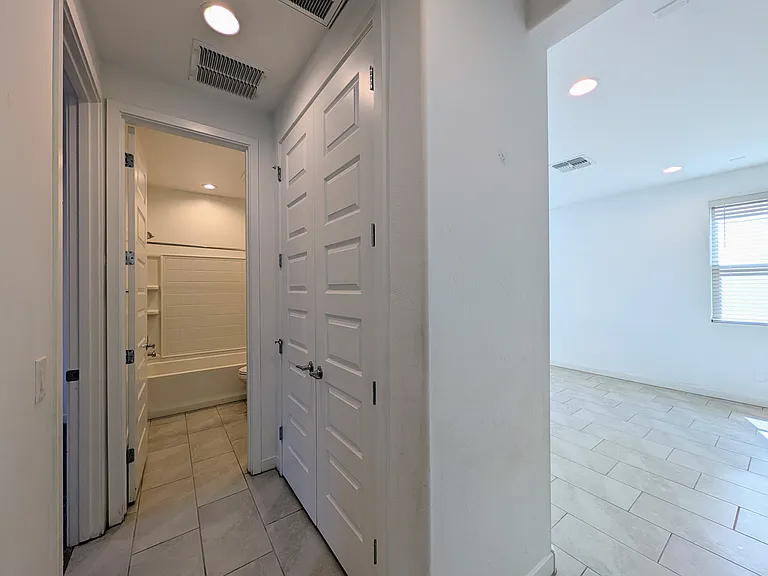 9509 W Sells Dr — Photo 56