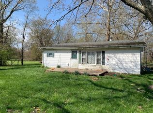 1176 Rice Rd, Centerville, IN 47330