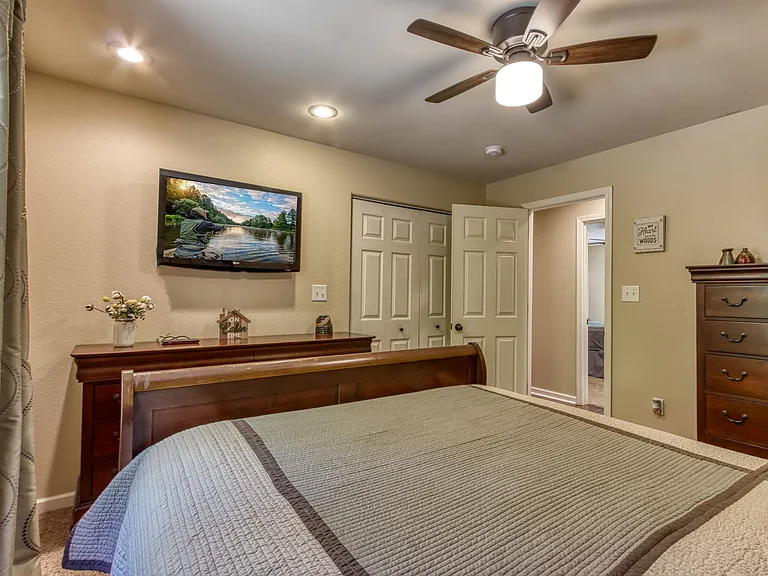 3708 Harris Mountain Way — Photo 19