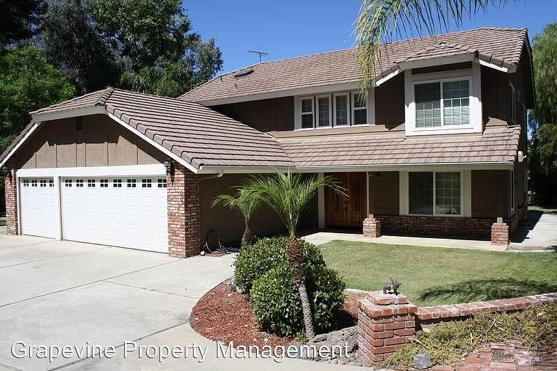 1st image of 40380 Carmelita Cir