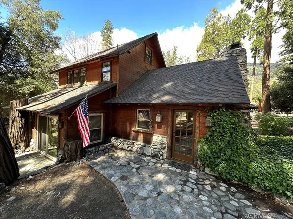 9120 Torrey Pines Rd, Forest Falls, CA 92339