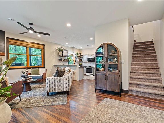 5th image of 291 Roosevelt Shores Dr NE