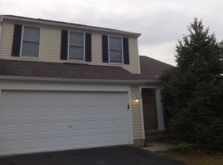 242 Iris Trail Dr, Galloway, OH 43119