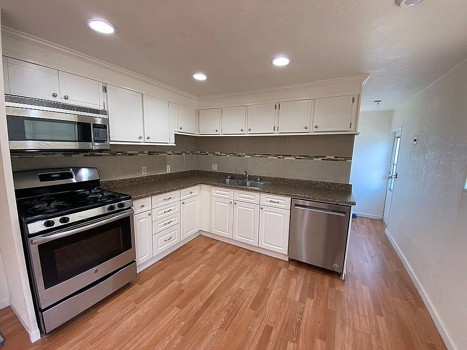 2nd image of 1724 Minnewawa Ave #110