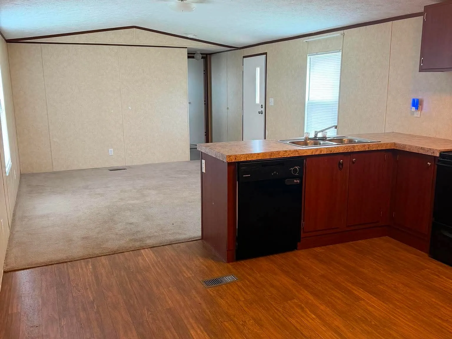 91 Wesley West Road - 2 — Photo 2