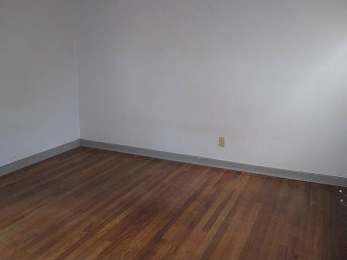 2nd image of 2051 W South Tuxedo Ave