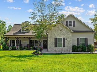 862 Rainbow Rd, Advance, NC 27006