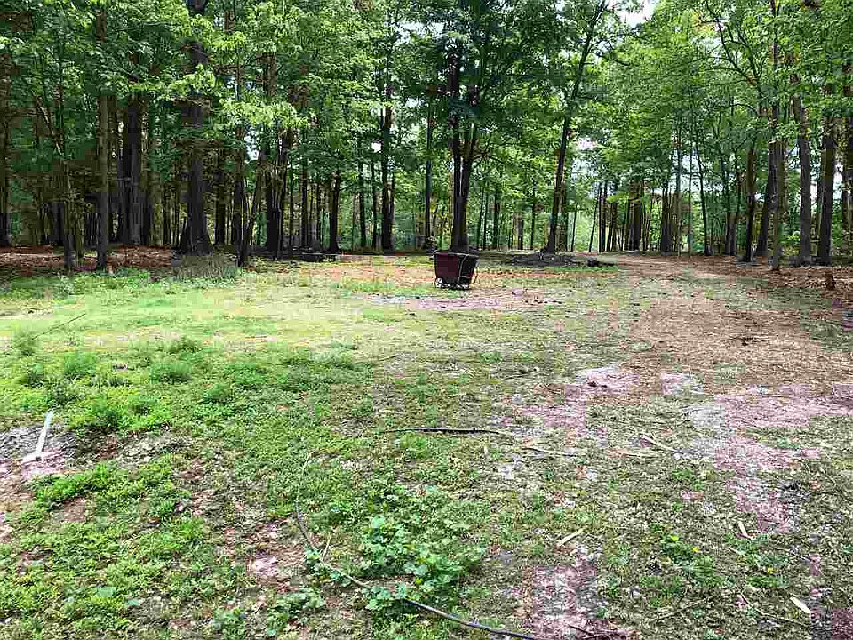 2nd image of 12389 Buck Rd #3