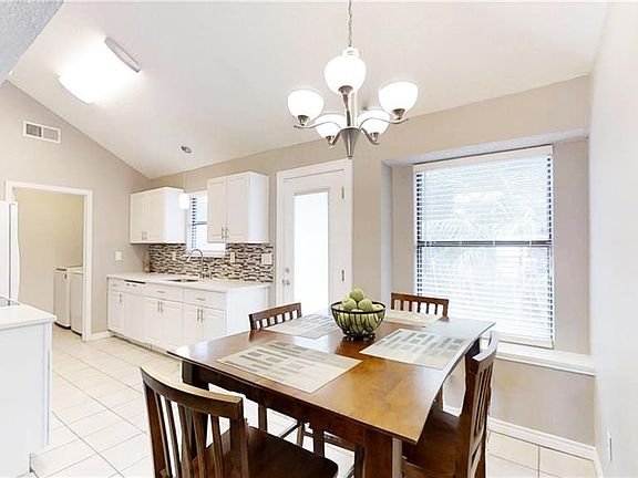 5th image of 2353 Walden Place Ct