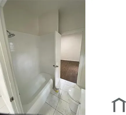 316 W 47th St #316 — Photo 6