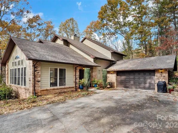 50 Deep Woods Dr, Marion, NC 28752