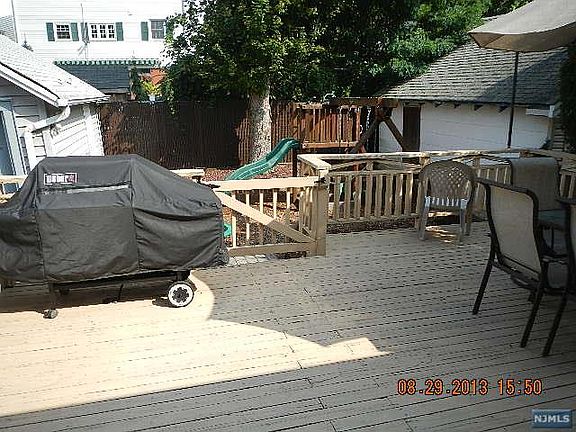 2nd image of 752 Jefferson Ave