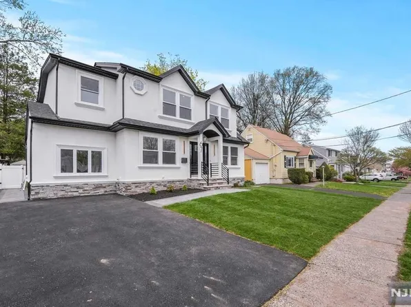67A Ridgewood Rd, Clifton, NJ 07012