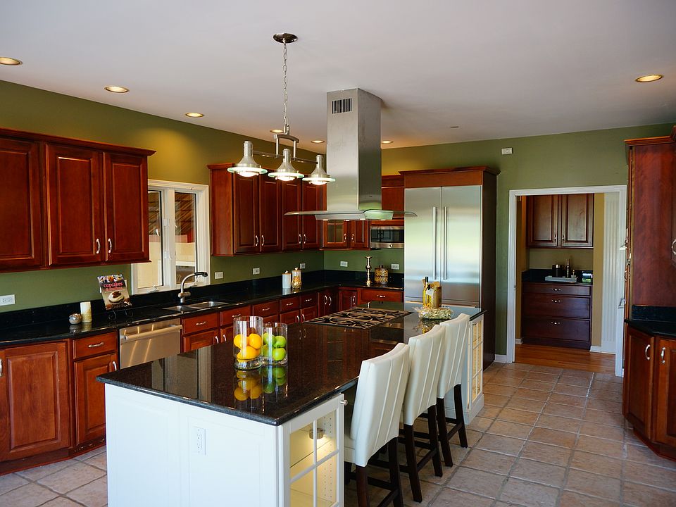 2nd image of 2515 Hanford Ln