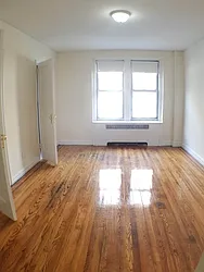 Rented by Roberto Guilbet, LREB