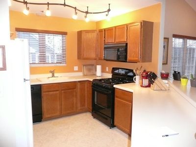 1013 Lakeland Dr, Lake Geneva, WI, 53147