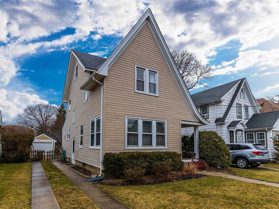 1st image of 304 N Forest Ave