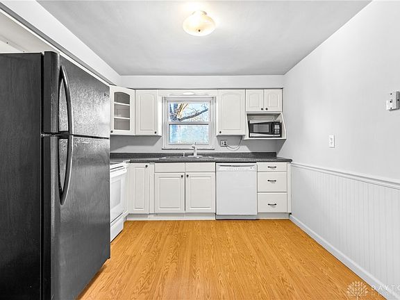 5th image of 1150 Berdova Dr