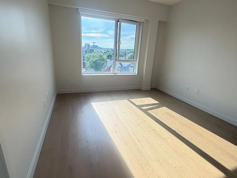 50 Brighton Ave #6 — Photo 4