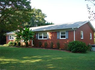 3760 Grey Dr, Sophia, NC 27350