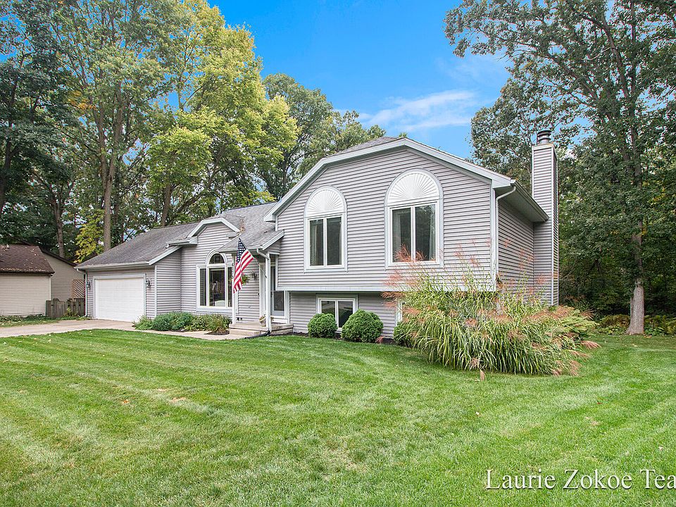 6179 Rogue River Meadows Dr NE, Belmont, MI 49306 | Zillow