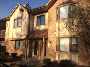 2291B Hedgerow Rd, Columbus, OH 43220