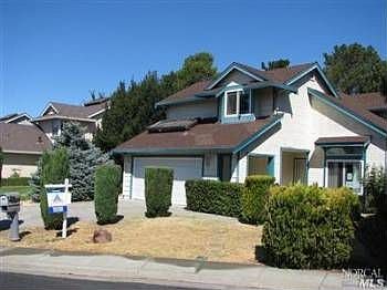 1st image of 830 San Remo St