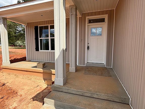 3rd image of 220 Water Mill Rd